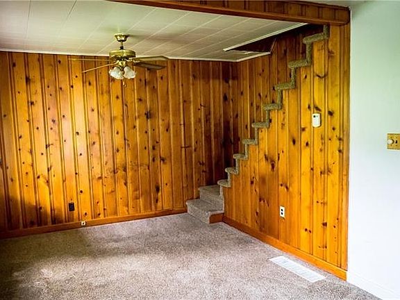 4th image of 204 W Boyd Ave