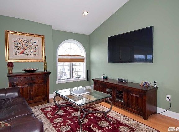5th image of 24204 Oak Park Dr