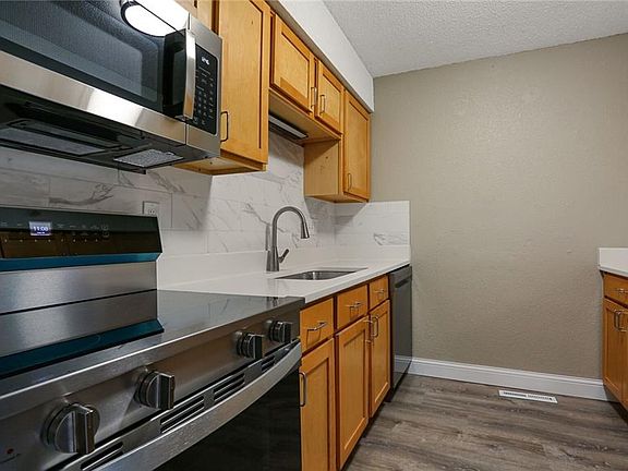 5th image of 1744 E 97th St
