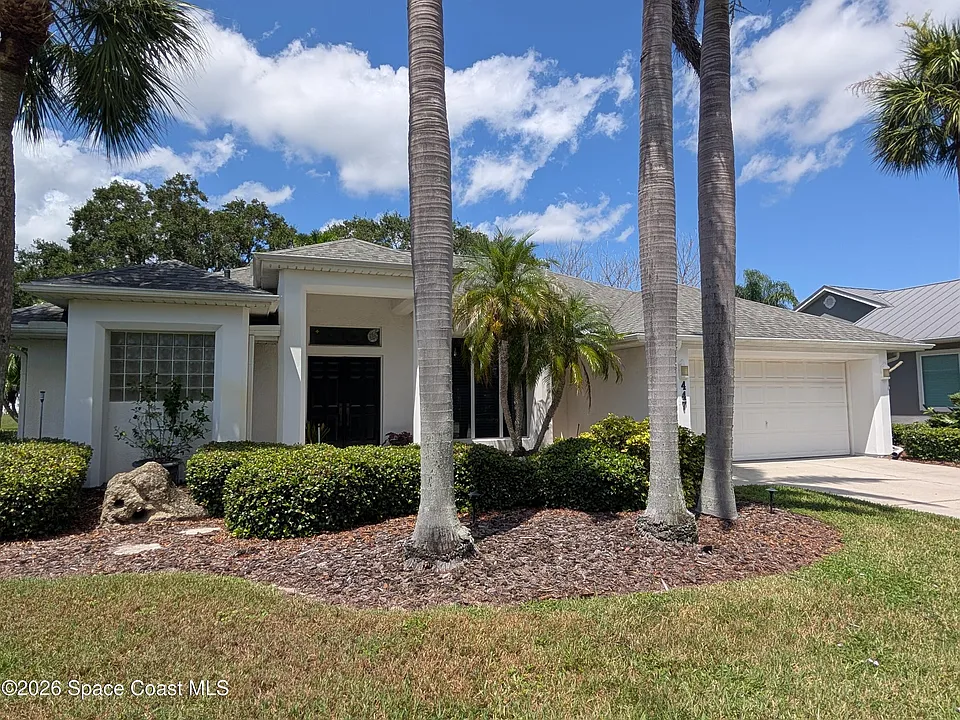 447 Lake Victoria Cir