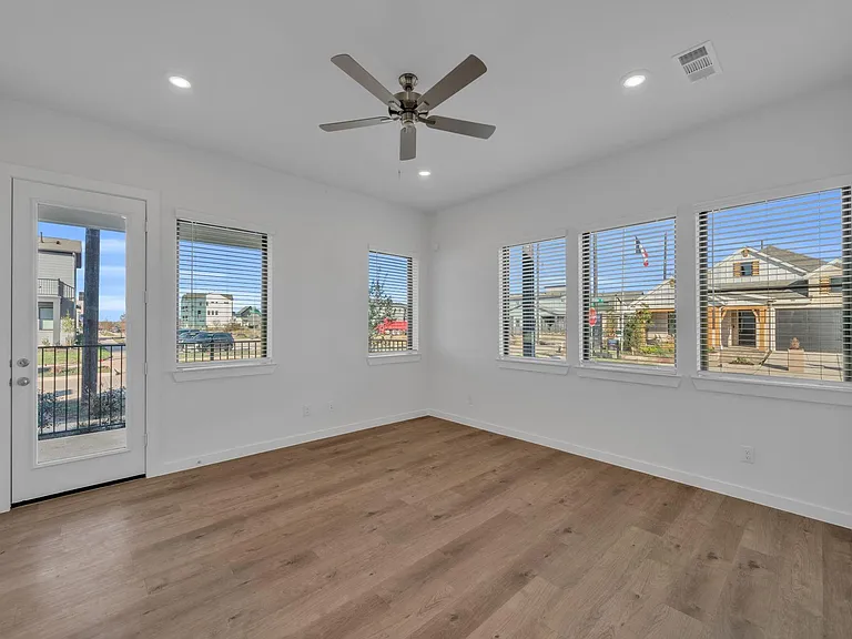 3244 Loam Ln — Photo 7