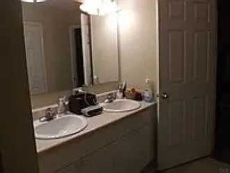 3 bed, 2.5 bath, 1603 sqft, $2,100 — Photo 4
