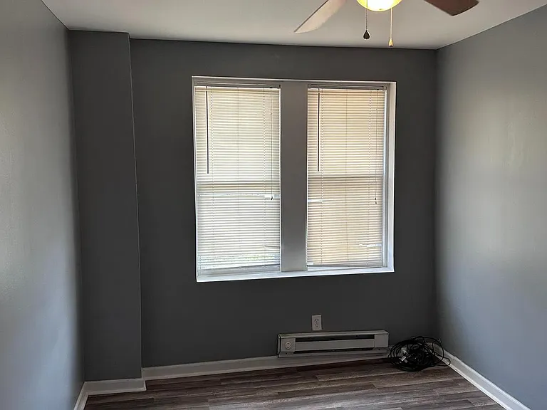 7000 Forrest Ave — Photo 4
