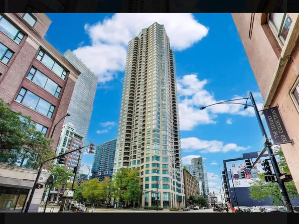 (undisclosed Address), Chicago, IL 60614