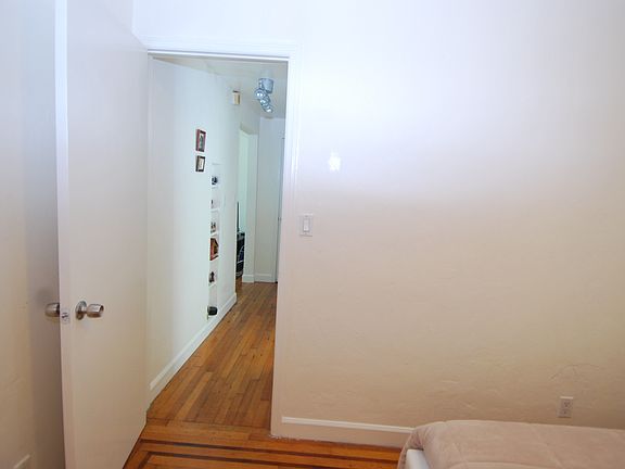 2nd image of 1571 Pennsylvania Ave APT 7S