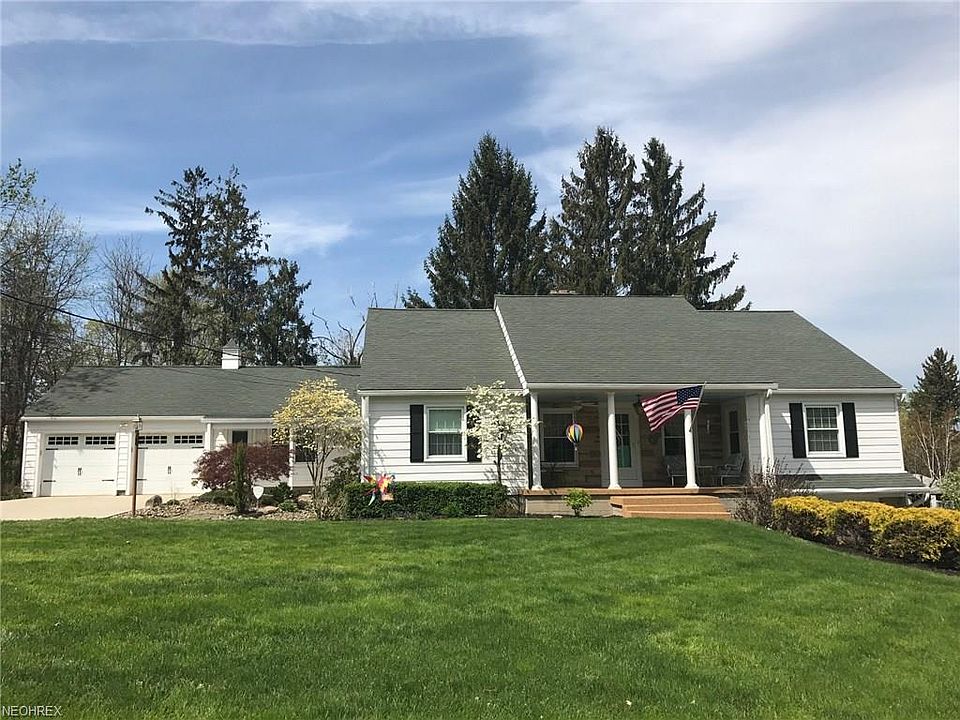 1st image of 135 Goodrich Ct