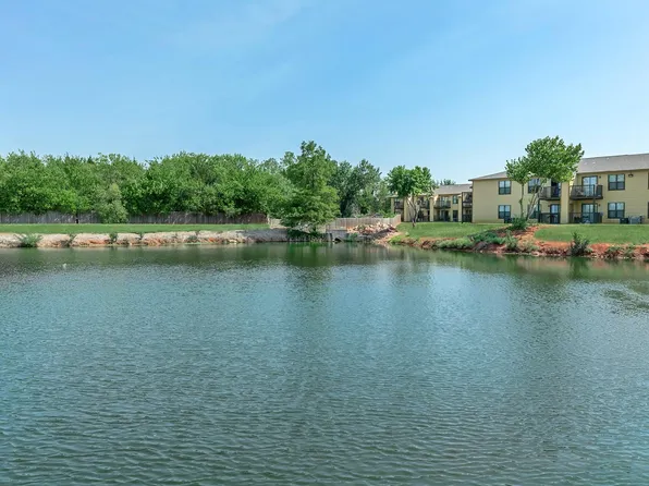 ONE MONTH FREE! APPLY FREE! VIRTUAL TOURS!