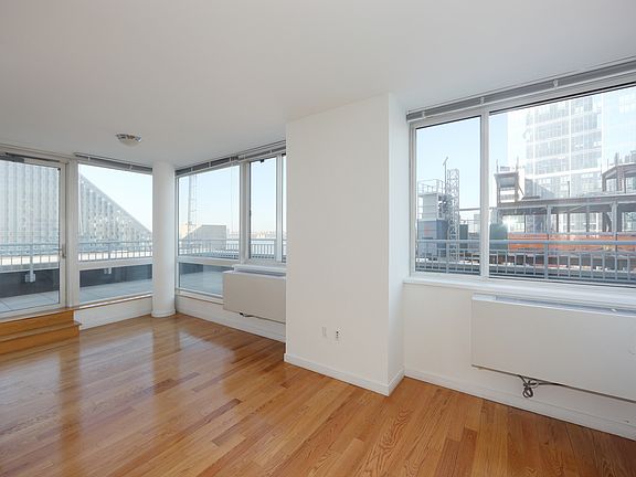 3rd image of 33 W End Ave APT 17f