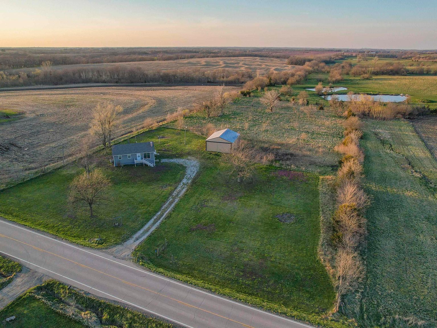 11191 State Highway 116, Nortonville, KS 66060 Zillow