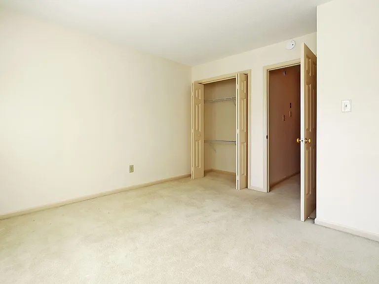 109 Larkspur Holw — Photo 15
