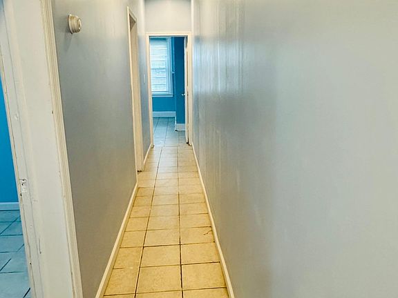 2nd image of 1951 S 17th St Floor 2