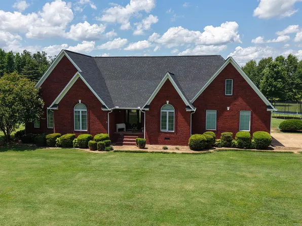 1550 Blanton Rd, Adamsville, TN 38310