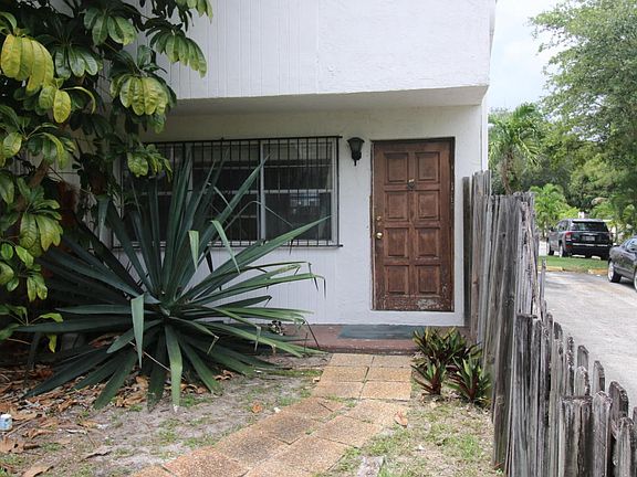 2nd image of 1510 NE 151st St APT 101