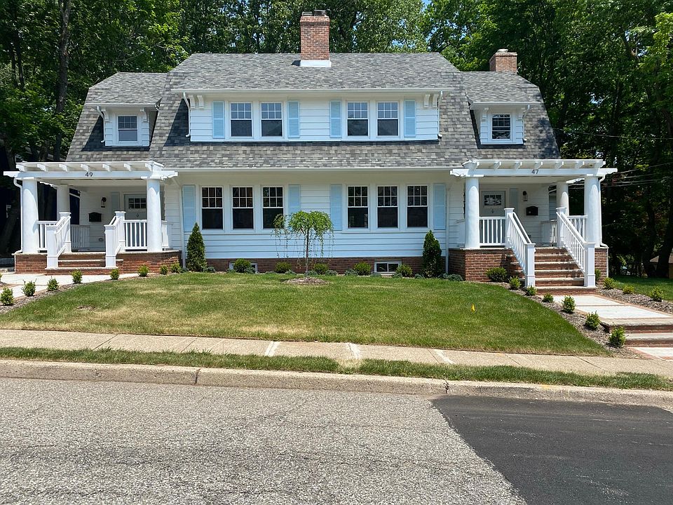 1st image of 47 Lawrence Ave #2