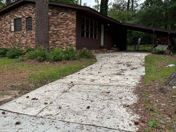 1934 Dirk Dr, Macon, GA 31217
