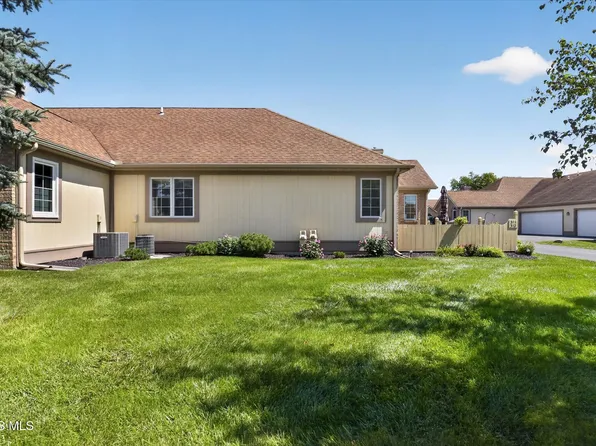 311 Turnbury Ln, Perrysburg, OH 43551
