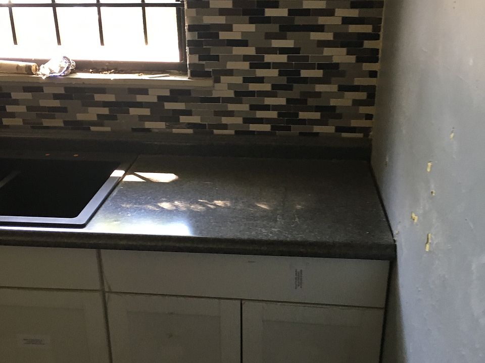 1st image of 1695 W 2nd St