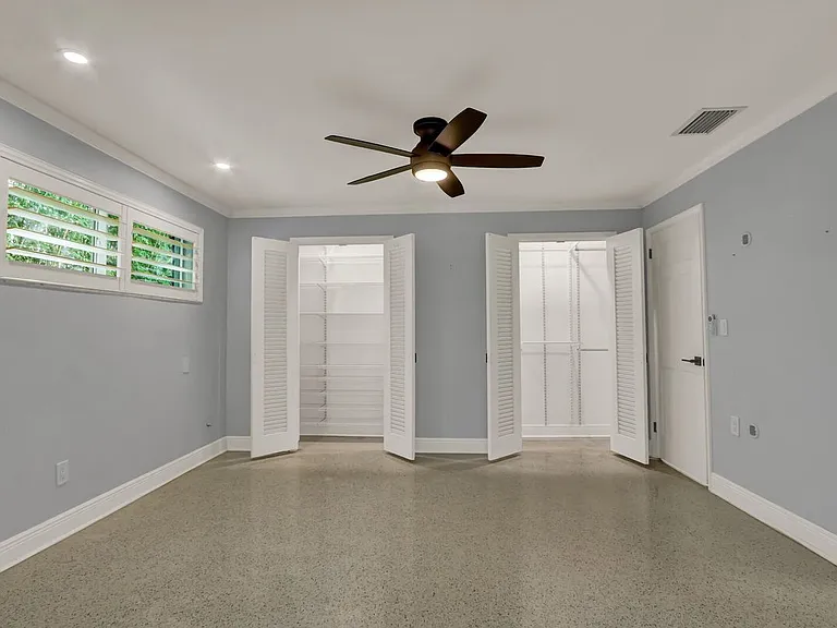 382 SE Edgewood Dr — Photo 15