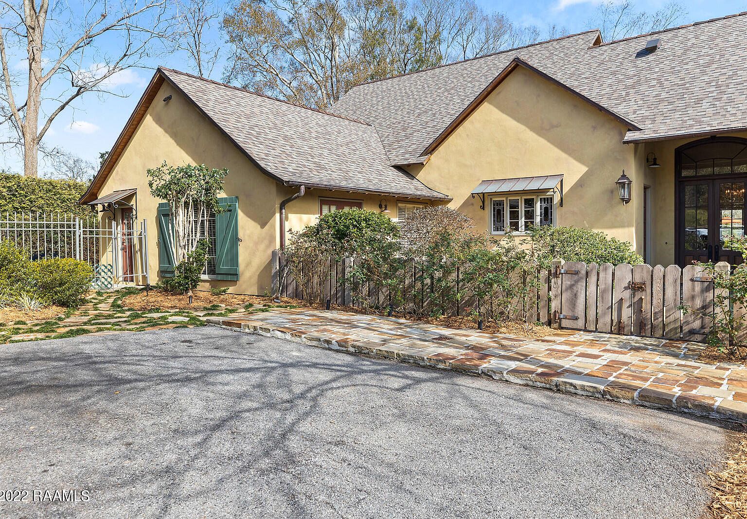 5500 Moss St, Lafayette, LA 70507 Zillow