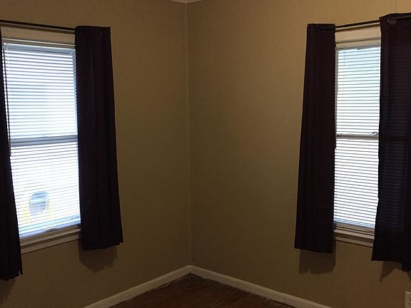 4th image of 720 River Ln