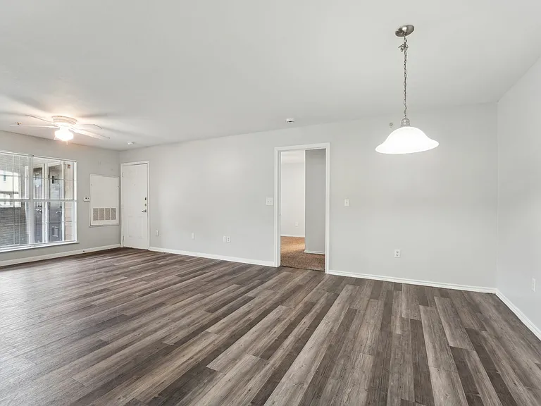 Redwood Heights — Photo 14