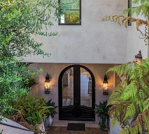 4th image of 21590 Paseo Serra St