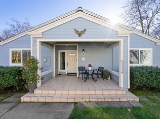 9480 Lakewood Dr, Windsor, CA 95492
