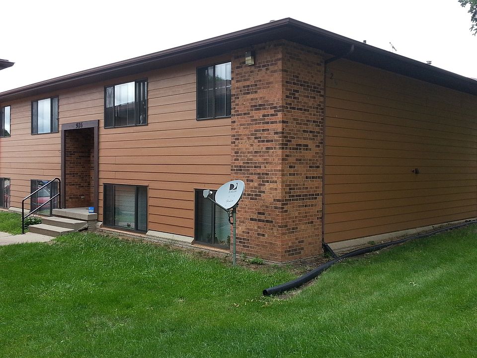 1st image of 926 Boston Way APT 3