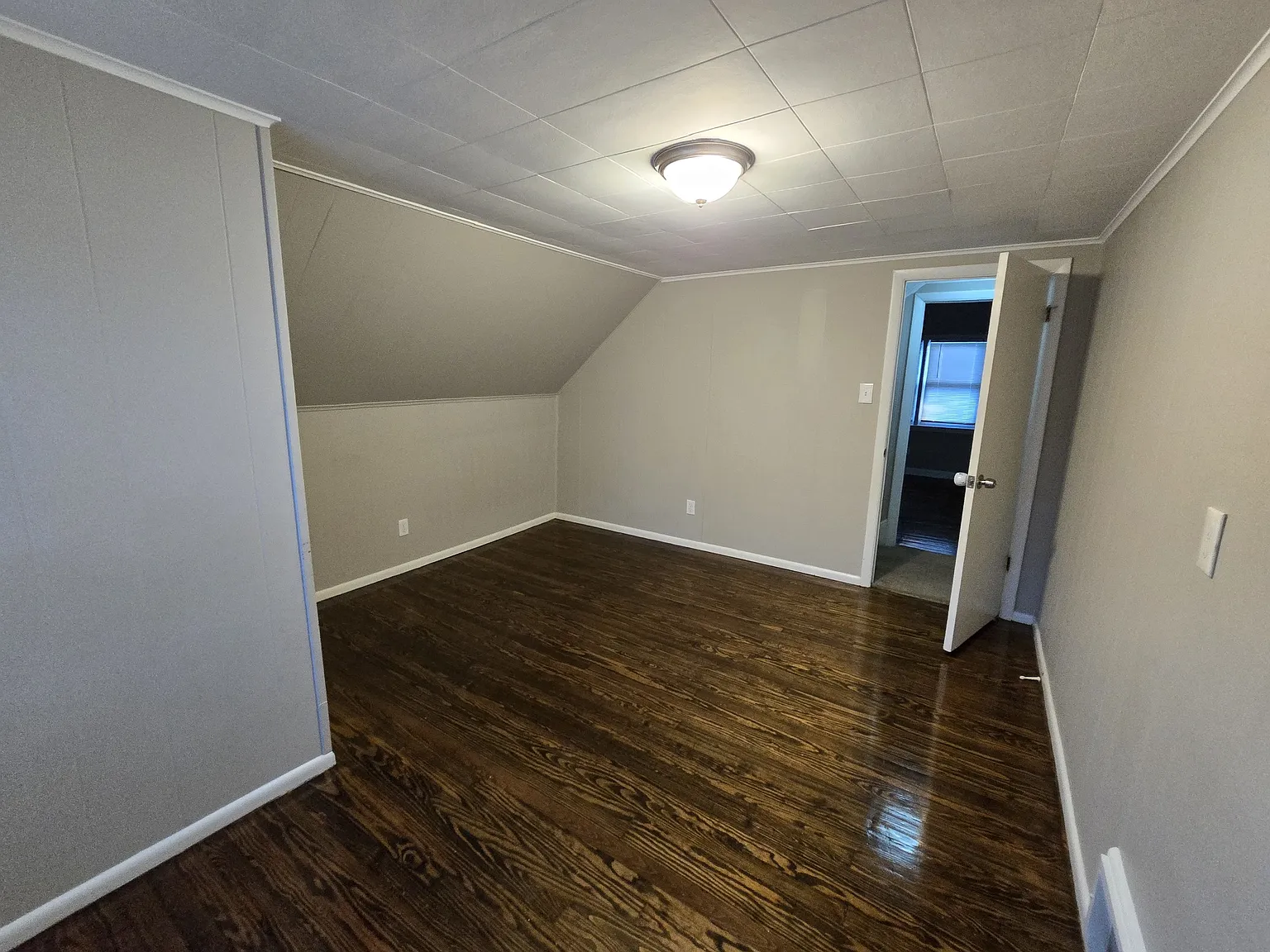 #017 - 14 Grant - 1 — Photo 3