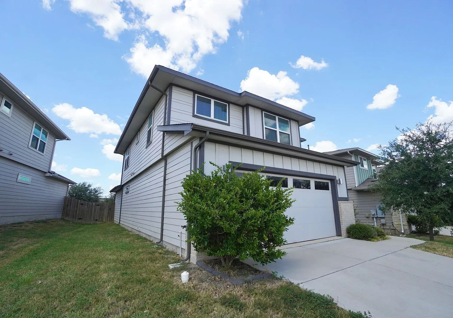 Contemporary 3-Bed, 2-Bath Austin Rental with Upstairs Loft & Covered Patio — Photo 2