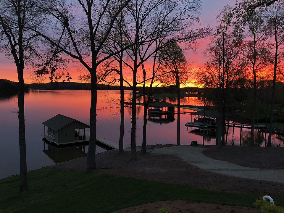 1st image of 903 Compass Cove Cir