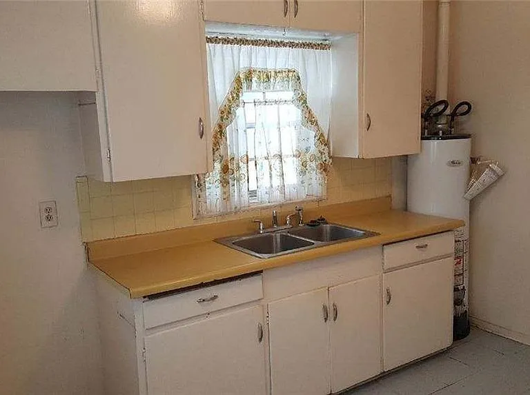 3805 Fred Wilson Ave — Photo 1