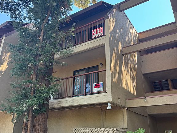 2nd image of 1600 Carmel Dr APT 9