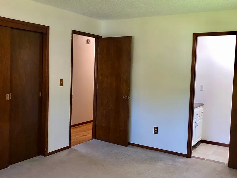 Master Bedroom, 1/2 bath off master