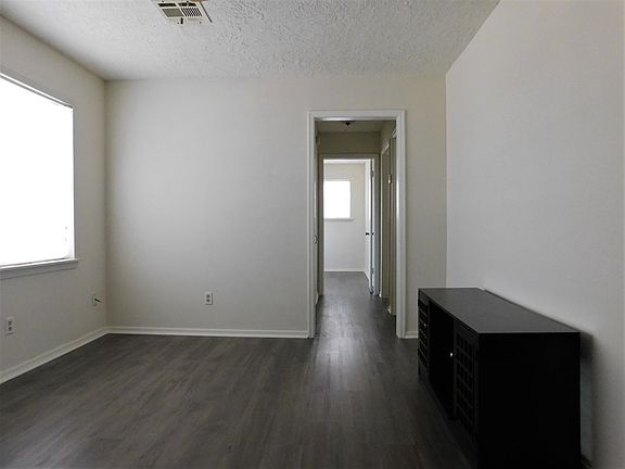 3rd image of 6112 NW Euclid Ave