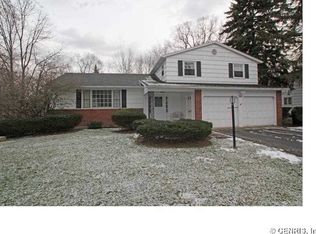 292 Shaftsbury Rd, Rochester, NY 14610