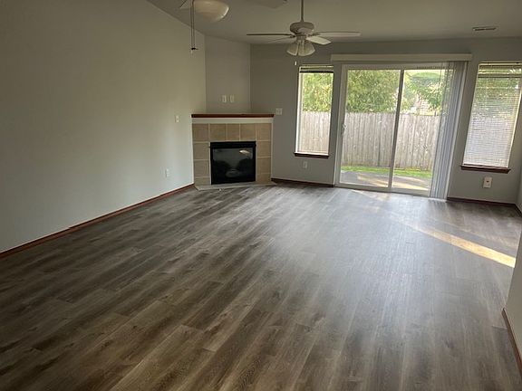 4th image of 12716 5th Avenue Ct E
