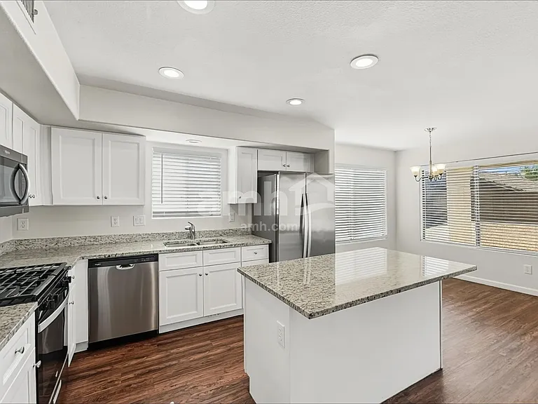 16853 W Fillmore St — Photo 3