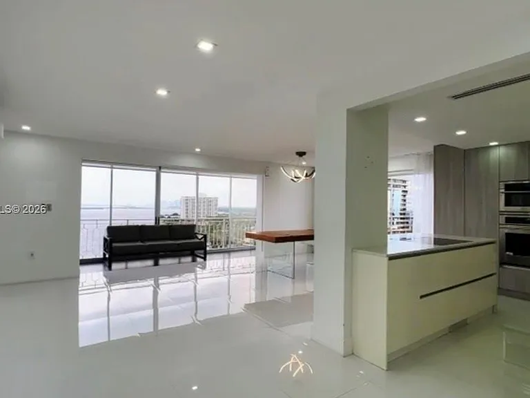 11111 Biscayne Blvd #1815 — Photo 3
