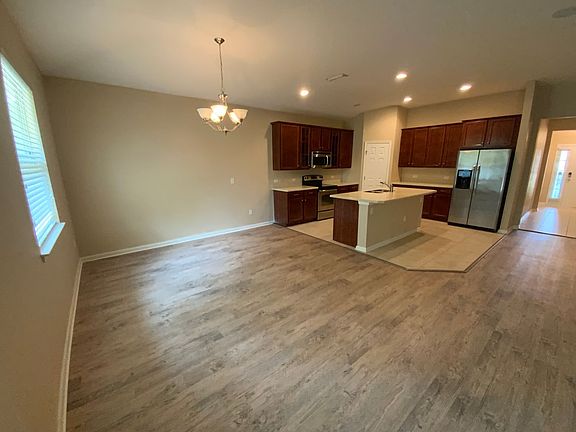 3rd image of 9462 Bembridge Mill Dr