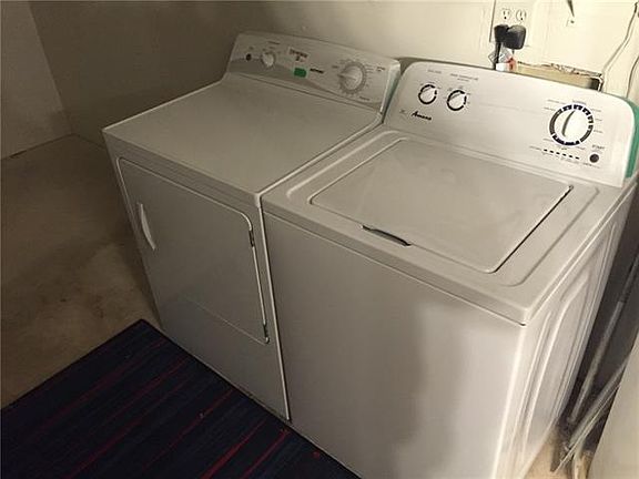 5th image of 9600 Royal Ln APT 205