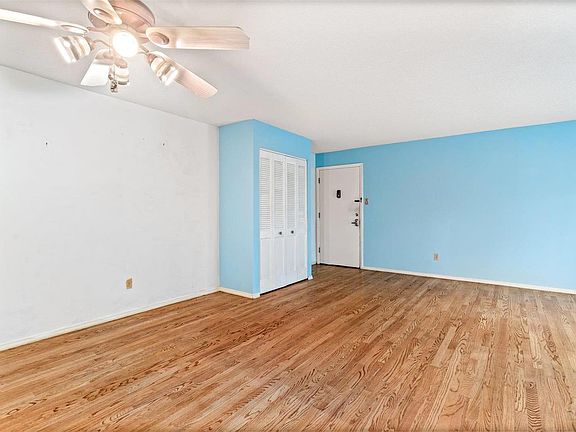 4th image of 11872 Cresta Verde Dr APT C