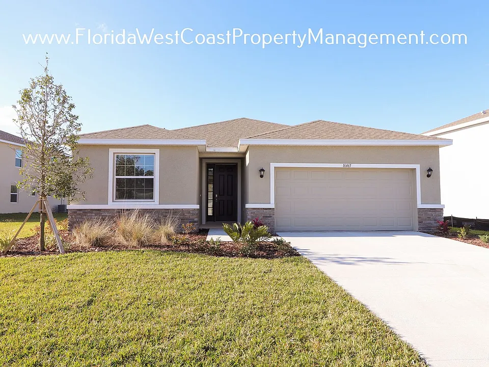 16465 Woodside Gln