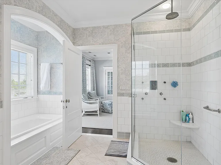 20 Quogo Neck Ln — Photo 11