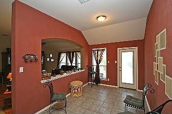 2nd image of 1629 Circle Oak Dr