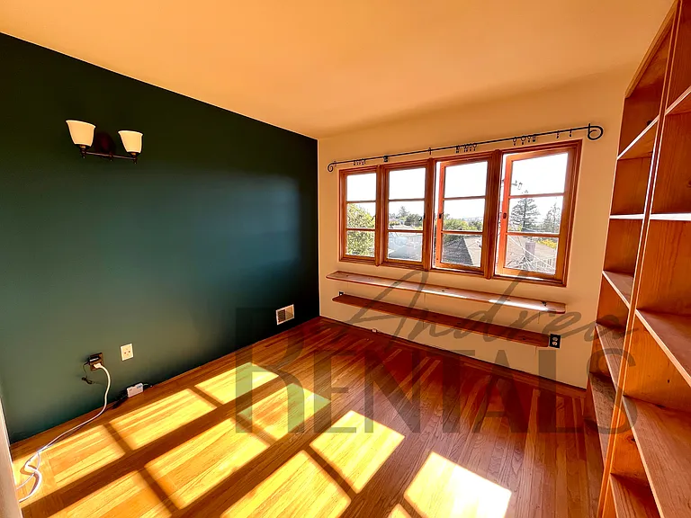 111 El Camino Real — Photo 33