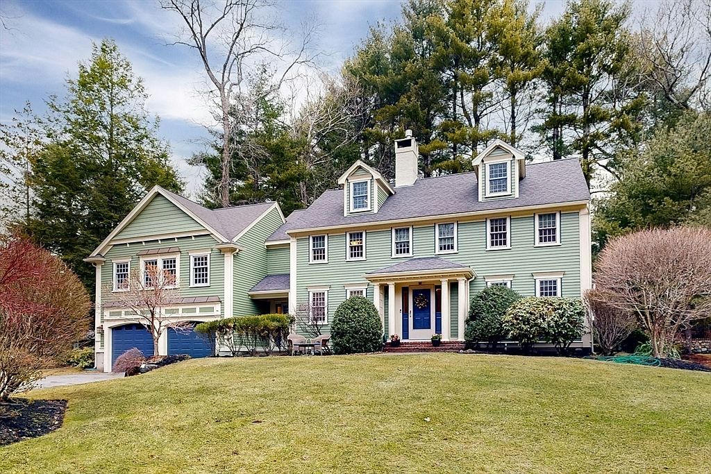 74 Hillcrest Pkwy, Winchester, MA 01890 | Zillow