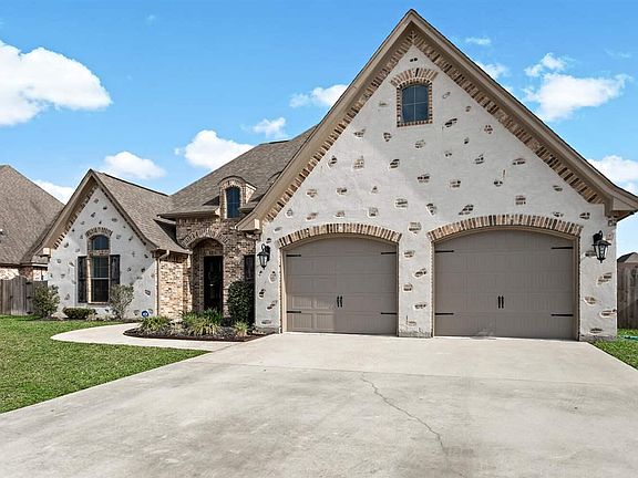 3rd image of 6120 Carrie Ln