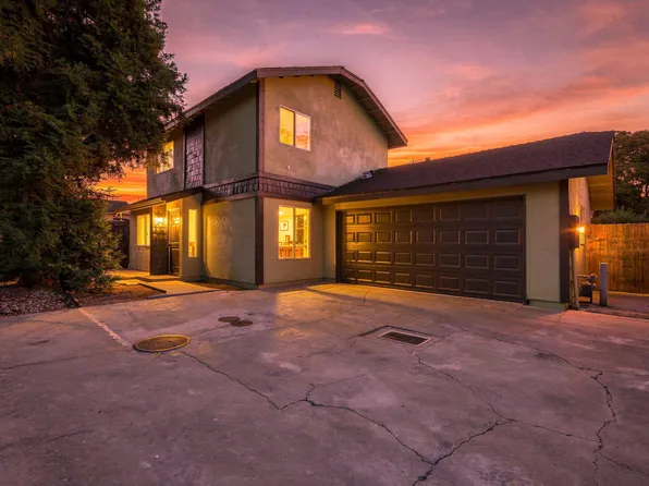 1824 E Cross Avenue, Tulare, CA 93274