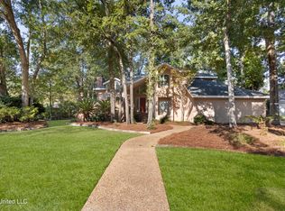 6 Pine Haven St, Gulfport, MS 39503